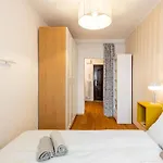 Tranquil Haven: Old Town Proximity Appartamento