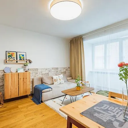 Lejlighed Tranquil Haven: Old Town Proximity