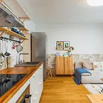 דירה Tranquil Haven: Old Town Proximity